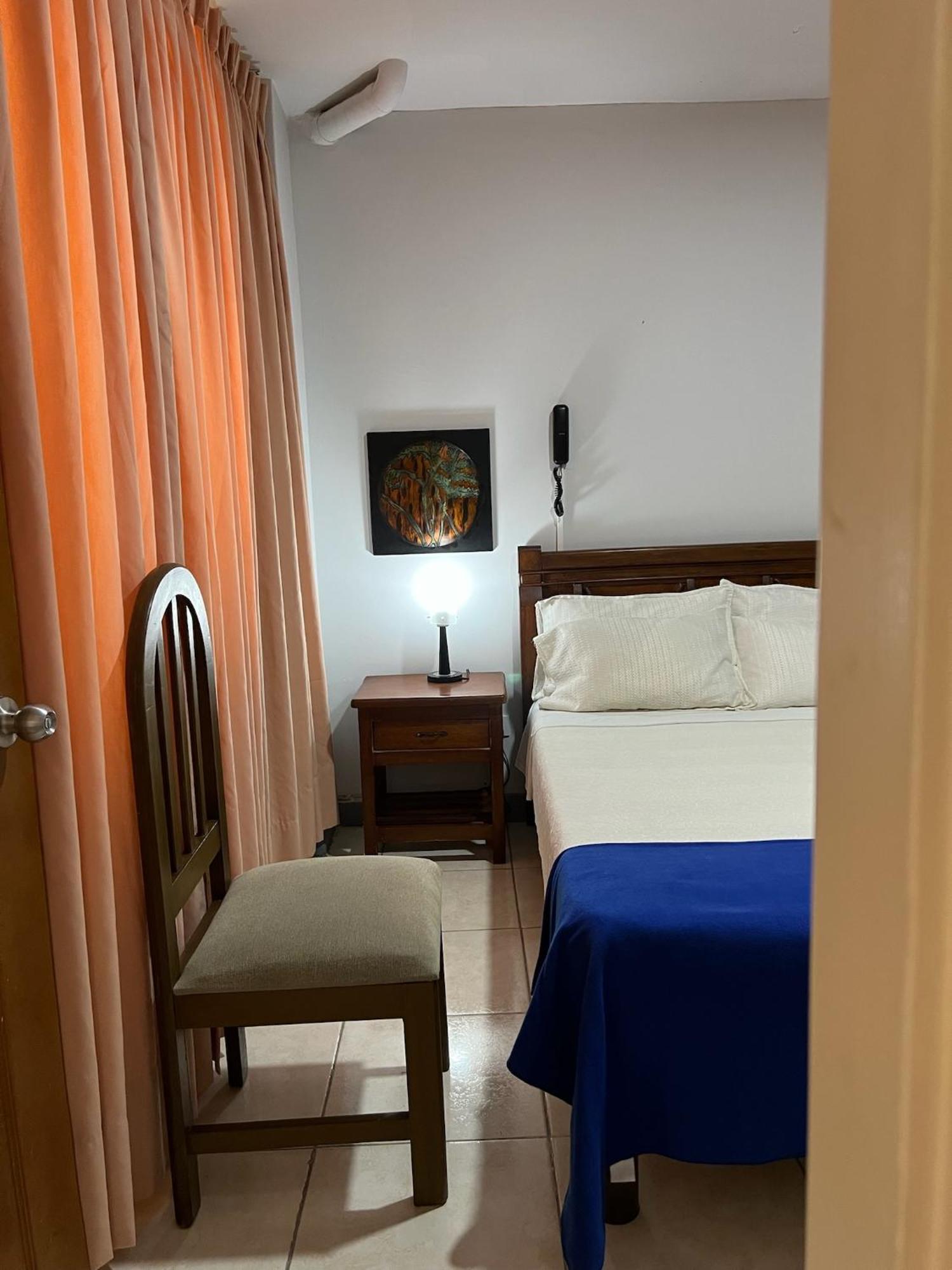 Hotel Armenia Centro エクステリア 写真